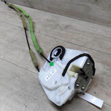 zamok-dveri-perednii-pravyi-mazda-3-bl-xetcbek-art-43753-big-3