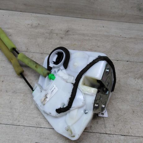 zamok-dveri-zadnii-pravyi-mazda-3-bl-xetcbek-art-43894-big-2