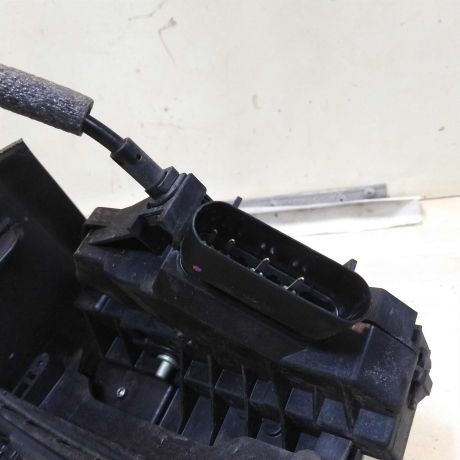 zamok-dveri-perednii-pravyi-ford-focus-3-rest-17gv-art-44340-big-4