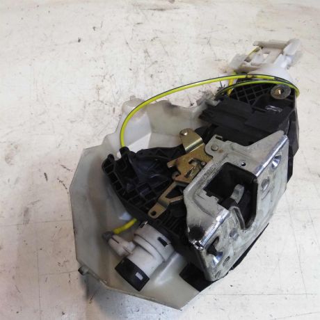 zamok-dveri-zadnii-levyi-mercedes-w220-99gv-32i-akpp-art-44785-big-2