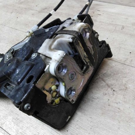 zamok-dveri-perednii-pravyi-mazda-6-gg-art-45127-big-3