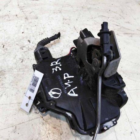 zamok-dveri-zadnii-pravyi-audi-a4-b6-8e-art-45157-big-1