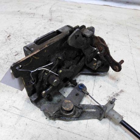 zamok-dveri-perednii-pravyi-kupe-volkswagen-pointer-art-45369-big-1