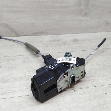 zamok-dveri-zadnii-pravyi-opel-zafira-b-art-46116-big-1