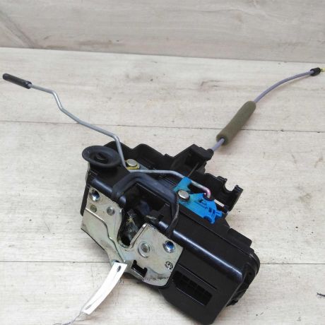 zamok-dveri-zadnii-pravyi-opel-zafira-b-art-46116-big-0