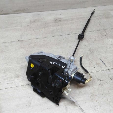 zamok-dveri-zadnii-levyi-volkswagen-passat-b7-art-46154-big-0