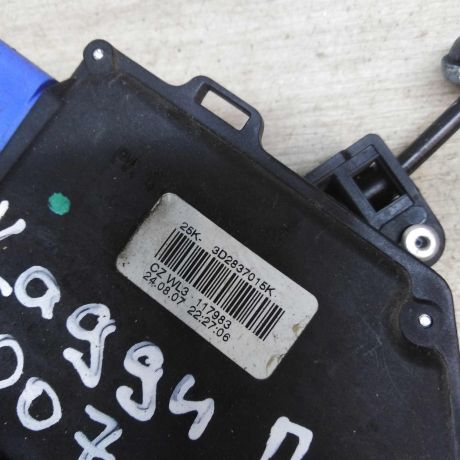 zamok-dveri-perednii-levyi-volkswagen-caddy-iii-ot-avto-s-pravym-rulem-art-46279-big-4