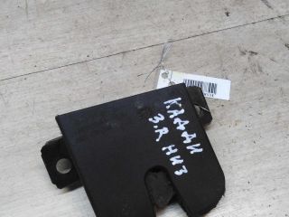 zamok-dveri-zadnii-pravyi-niznii-volkswagen-caddy-iii-art-46304