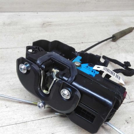 zamok-dveri-perednii-pravyi-opel-antara-art-46308-big-0