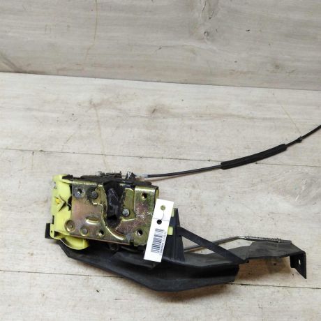 zamok-dveri-perednii-pravyi-ford-focus-1-art-46480-big-1