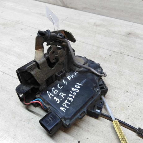 zamok-dveri-zadnii-pravyi-audi-a6-c5-art-46601-big-2