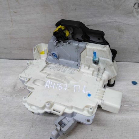 zamok-dveri-perednii-levyi-audi-a4-b7-8e-art-46987-big-1