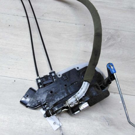 zamok-dveri-perednii-levyi-nissan-almera-iii-g15-art-47332-big-1