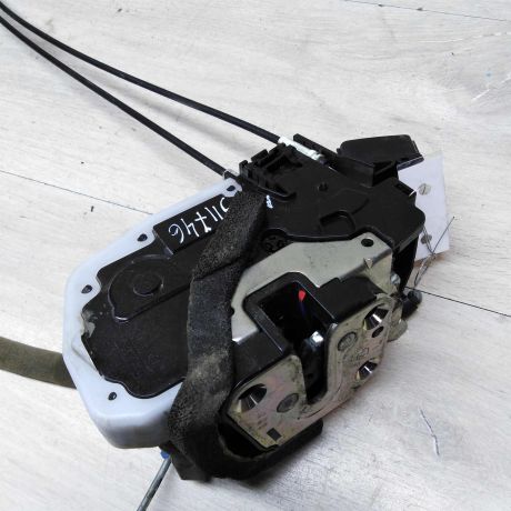 zamok-dveri-perednii-levyi-nissan-almera-iii-g15-art-47332-big-2