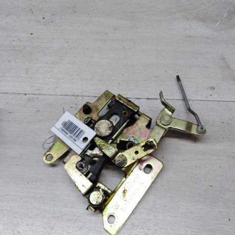 zamok-dveri-mexanizm-srednii-sdviznoi-volkswagen-transporter-t4-art-47483-big-3