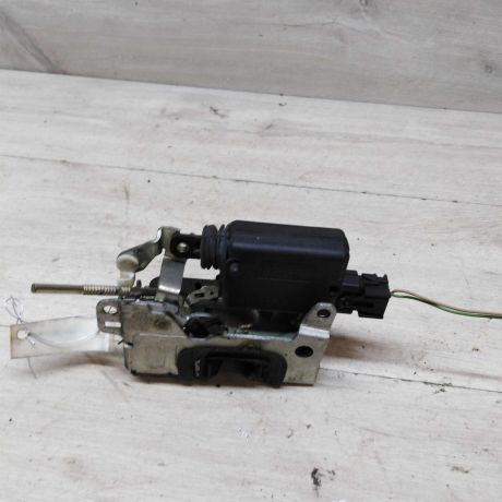 zamok-dveri-renault-sandero-i-zadnii-levyi-art-47631-big-3