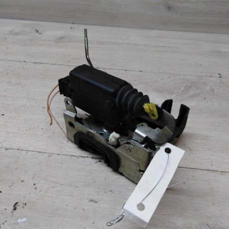 zamok-dveri-renault-sandero-i-perednii-pravyi-art-47632-big-2