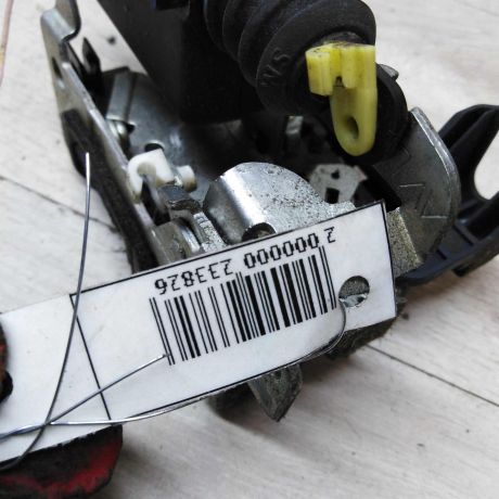 zamok-dveri-renault-sandero-i-perednii-pravyi-art-47632-big-3