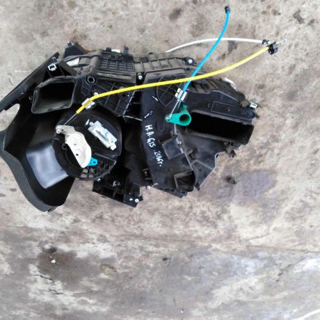 korpus-pecki-nissan-almera-iii-g15-art-47880-big-2