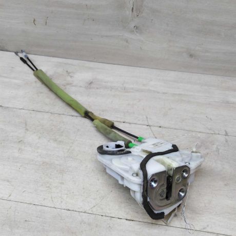 zamok-dveri-zadnii-levyi-mazda-3-bl-art-48235-big-0