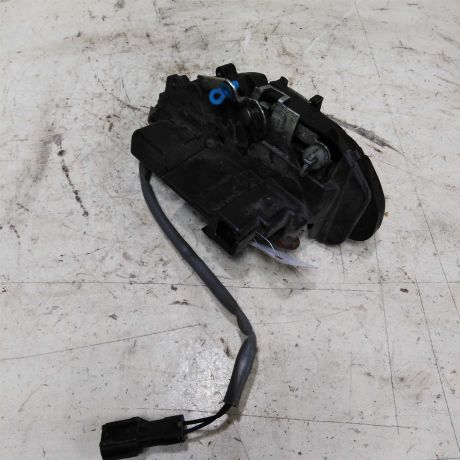 zamok-dveri-perednii-pravyi-kia-spectra-art-48967-big-1