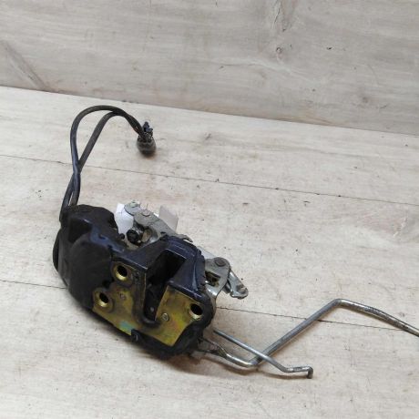 zamok-dveri-pravyi-kupe-toyota-rav4-1994-gv-20i-art-49324-big-0