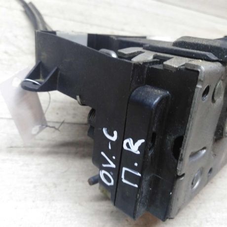 zamok-dveri-perednii-pravyi-opel-vectra-c-rest-art-50496-big-3
