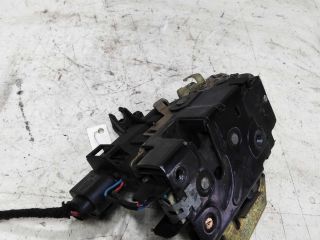 zamok-dveri-perednii-pravyi-audi-a6-c5-art-50835
