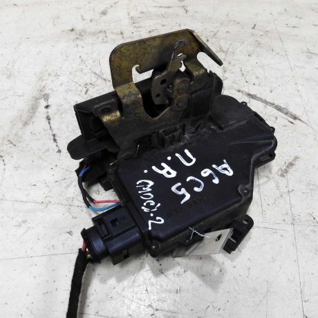 zamok-dveri-perednii-pravyi-audi-a6-c5-art-50835-big-1