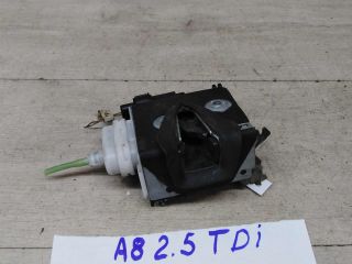 zamok-dveri-perednii-pravyi-audi-a8-d2-97gv-art-50935