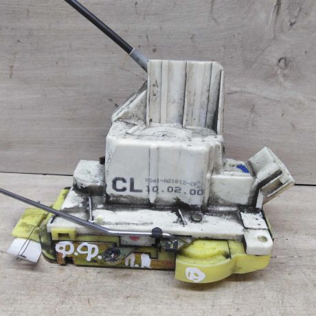 zamok-dveri-perednii-pravyi-ford-focus-1-art-51177-big-4