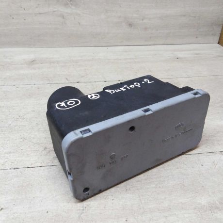 vakuumnoe-ustroistvo-sistemy-centralnogo-zamka-volkswagen-passat-b4-b3-art-51495-big-1