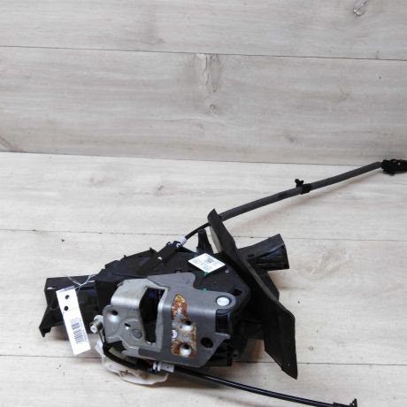 zamok-dveri-zadnii-pravyi-ford-focus-3-art-52285-big-1