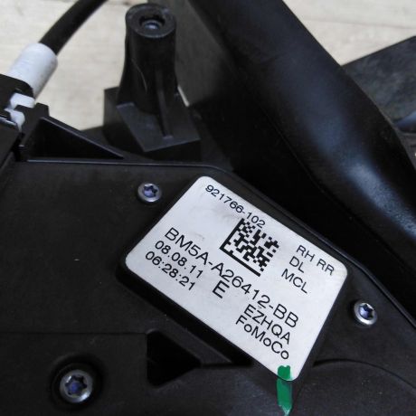 zamok-dveri-zadnii-pravyi-ford-focus-3-art-52285-big-2