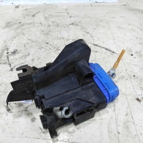 zamok-dveri-zadnii-levyi-audi-a4-b5-do-rest-art-52539-big-1