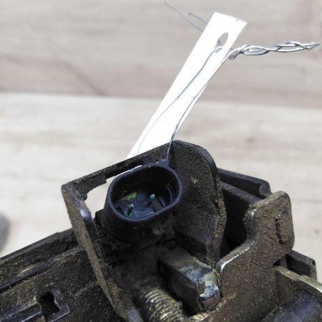 zamok-dveri-zadnii-levyi-skoda-octavia-tour-art-52643-big-2