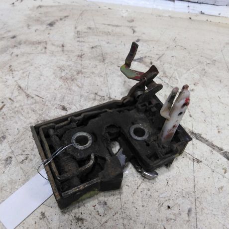 zamok-dveri-perednii-pravyi-volkswagen-passat-b3-art-52746-big-3