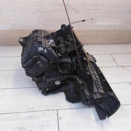 korpus-otopitelia-salona-pecki-renault-megane-2-art-53183-big-0