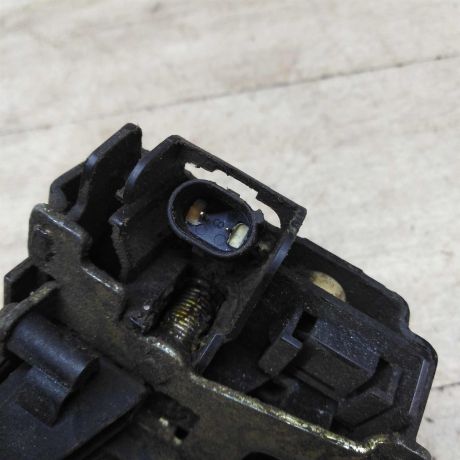 zamok-dveri-perednii-pravyi-skoda-octavia-tour-art-53270-big-2