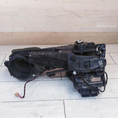 korpus-pecki-volkswagen-jetta-5-art-53533-big-0