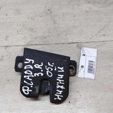 zamok-dveri-niznei-zadnei-pravoi-raspasnoi-volkswagen-caddy-05-gv-art-54013-big-0