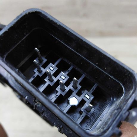 zamok-dveri-zadnii-levyi-mazda-3-bk-sedan-art-54168-big-2