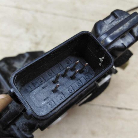 zamok-dveri-perednii-pravyi-mazda-3-bk-sedan-art-54180-big-3