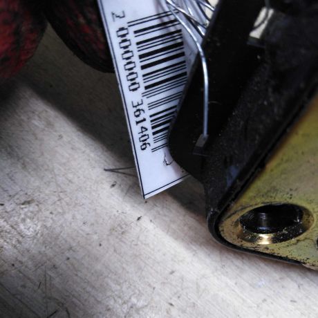 zamok-dveri-zadnei-levoi-kia-sorento-1-do-rest-art-54933-big-3