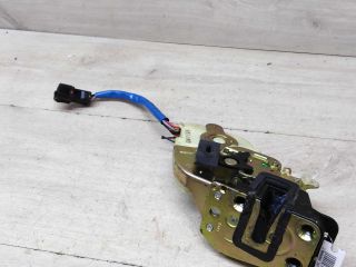 zamok-dveri-zadnii-pravyi-kia-sorento-1-do-rest-art-55123