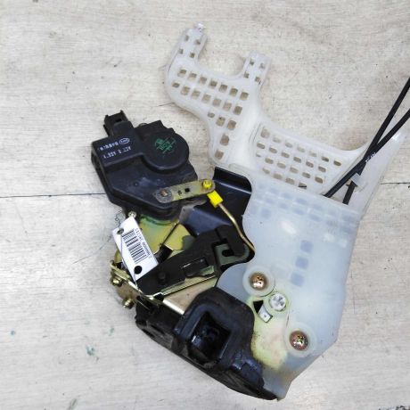 zamok-dveri-zadnii-pravyi-hyundai-tucson-i-jm-art-56298-big-0