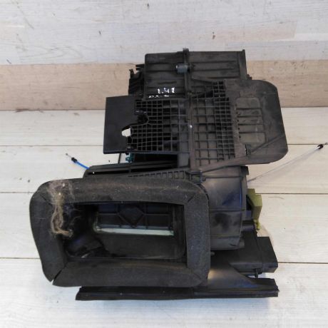 korpus-pecki-renault-logan-2009-god-vypuska-art-56327-big-3