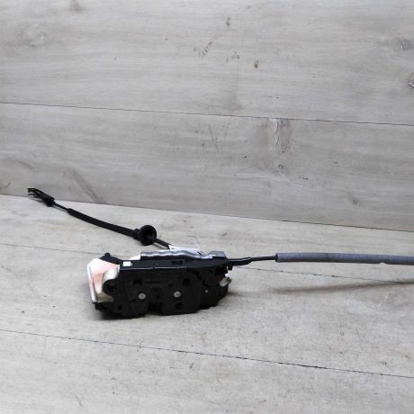 zamok-dveri-zadnii-pravyi-volkswagen-golf-6-xetcbek-art-56401-big-0