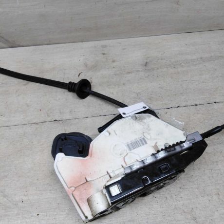 zamok-dveri-zadnii-pravyi-volkswagen-golf-6-xetcbek-art-56401-big-4