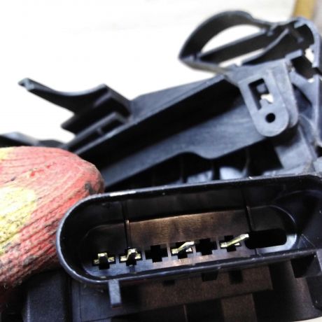 zamok-dveri-perednii-levyi-ford-focus-3-bu-original-art-56420-big-2